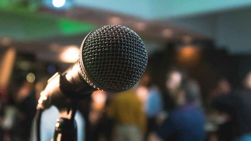 Microphone
